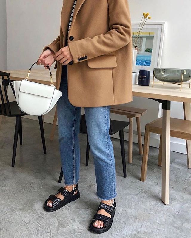 З чим носити масивні сандалі та наймоднішу сукню літа 2020: поради стиліста