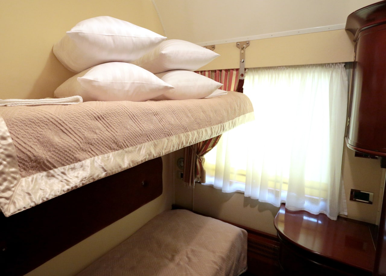 Кухня, спальня і душ: фото найрозкішніших вагонів Укрзалізниці