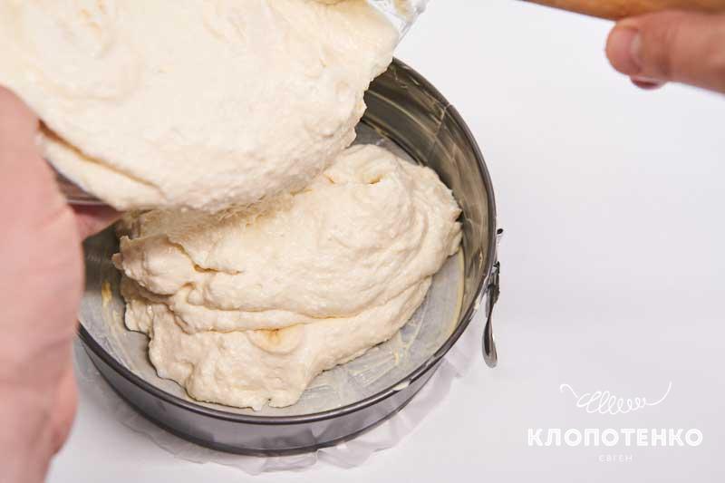 Клопотенко дал рецепт нежнейшей творожной запеканки с бананом: она сведет вас с ума!