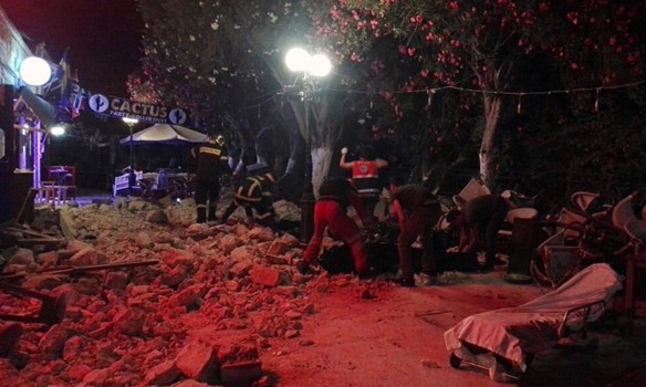 Біля узбережжя Туреччини стався потужний землетрус