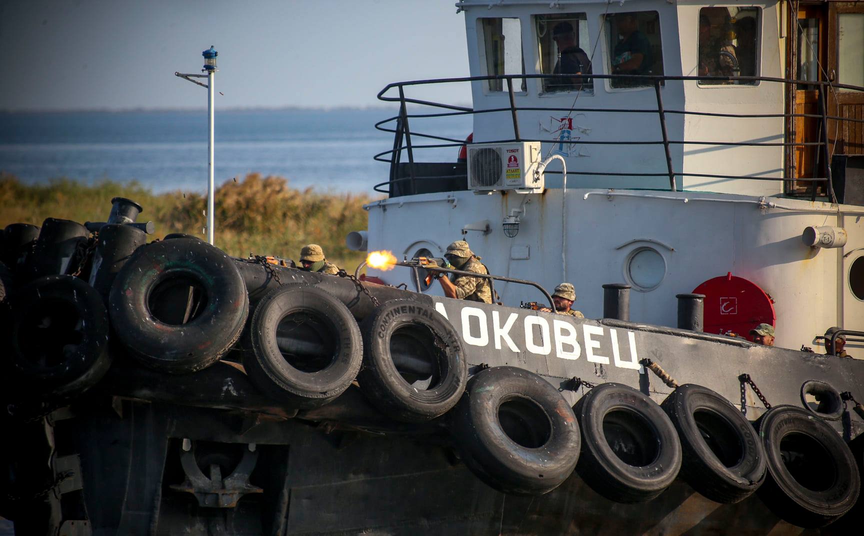 Українські та британські десантники відпрацювали штурм населених пунктів: фото і відео навчань