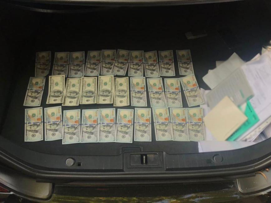 У Києві з'явилася вакансія помічника депутата з космічною зарплатою: на неї &quot;клюнули&quot; люди