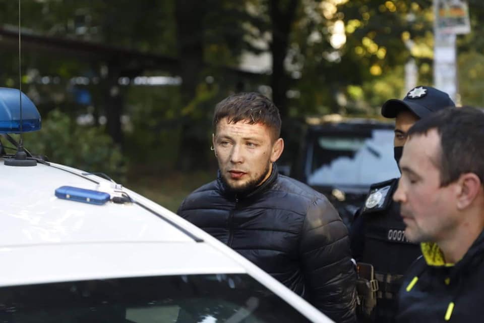 У мера Дніпра Філатова кинули нашатирем на зустрічі з виборцями