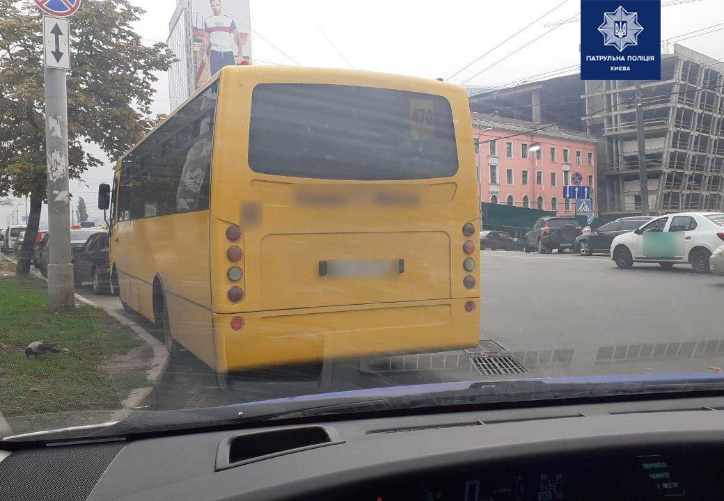 В Киеве маршрутчик под кайфом возил пассажиров: чем это закончилось