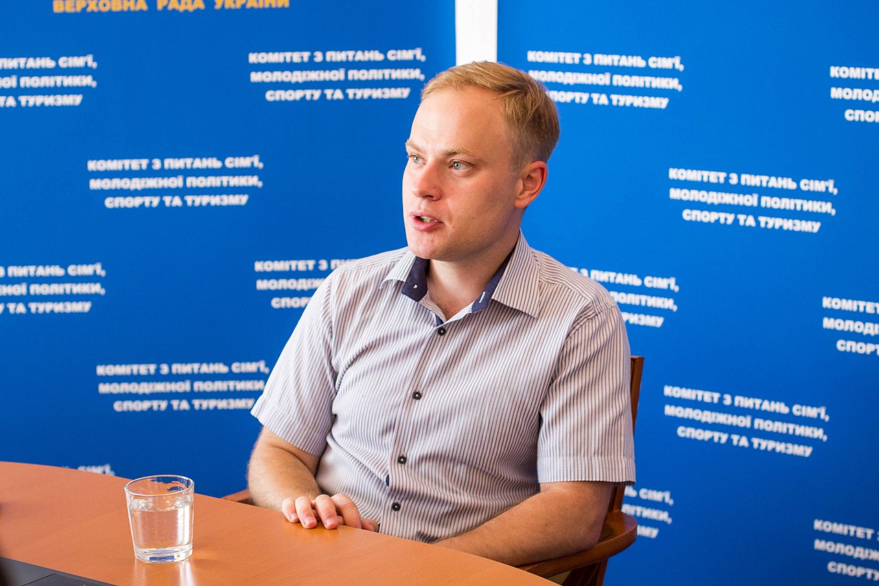 Вакарчук представил свою команду: кто эти люди