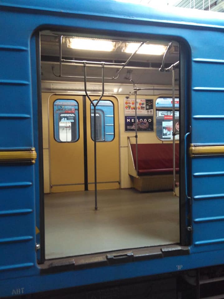 Появились фото нововведения в метро Киева: такого еще не было