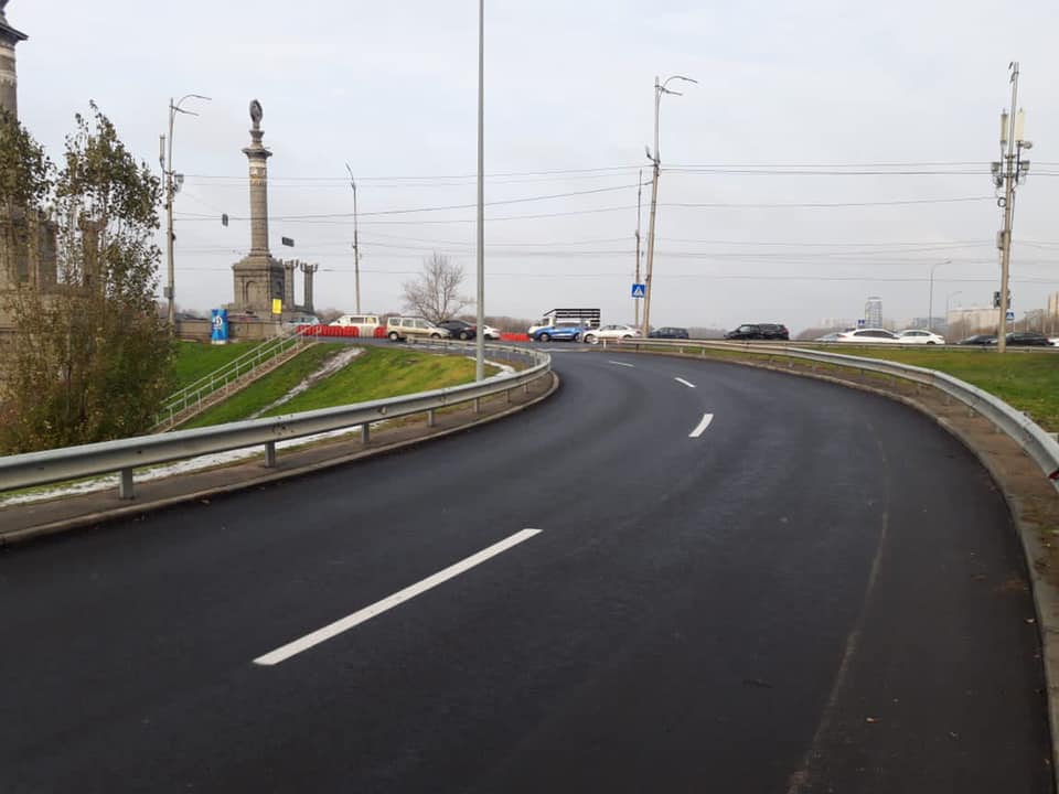 У Києві відкрили розв'язку, яку ремонтували майже 12 років