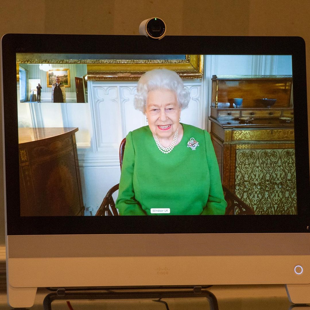 Работа мечты: Елизавета II ищет специалиста по Instagram