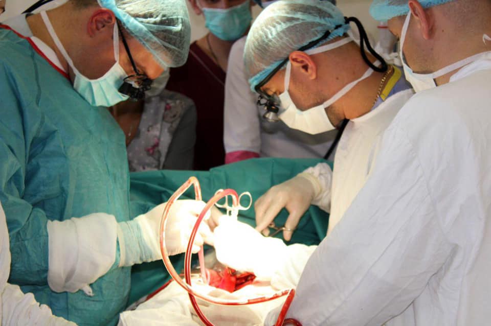 Украинские врачи впервые пересадили органы одного донора четырем пациентам в разных городах