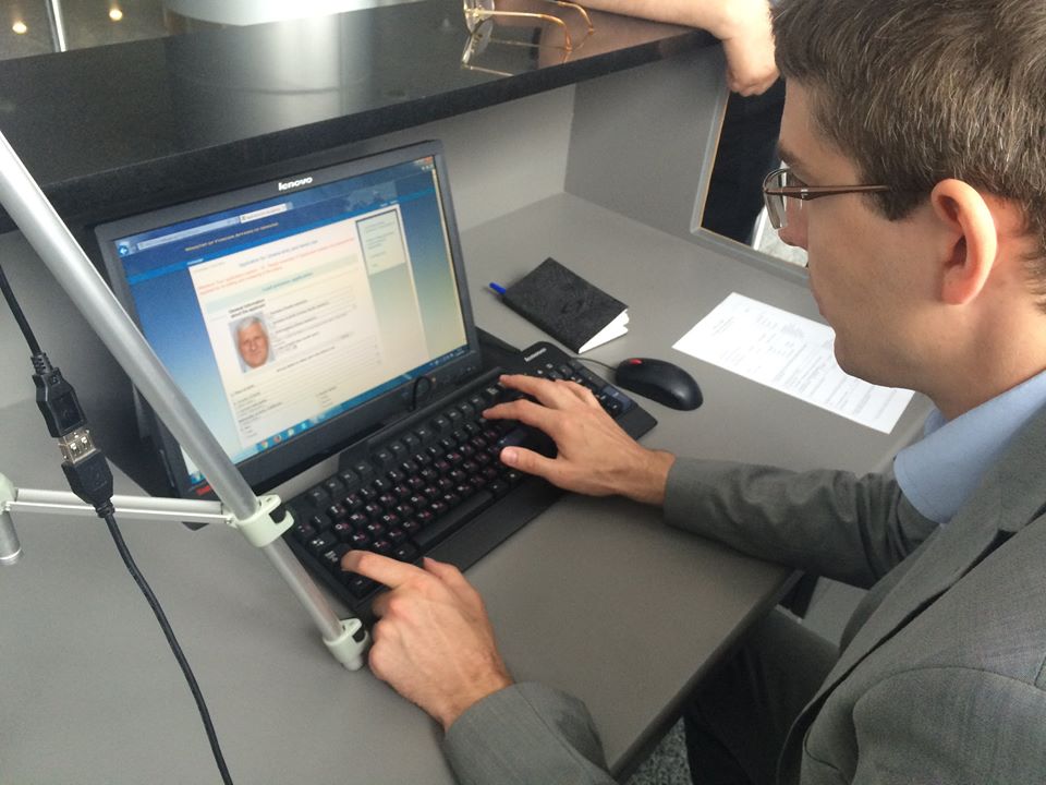 Украина упрощает процесс выдачи виз иностранцам