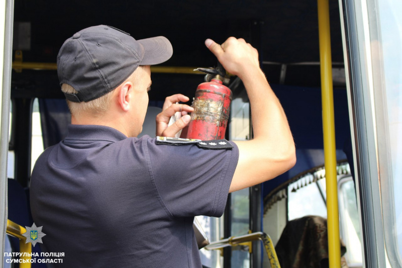 У Нацполіції назвали кількість несправних автобусів, виявлених під час перевірок