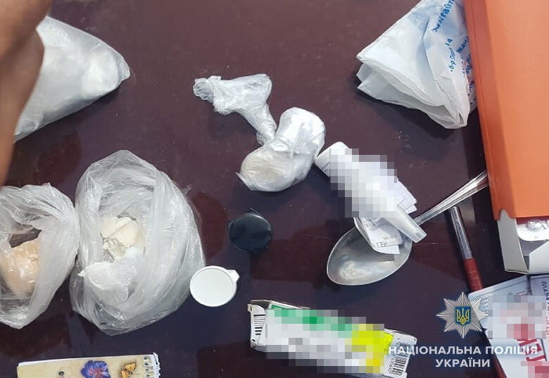 У Києві затримали банду, яка займалась збутом наркотиків