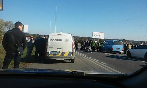 жителі Львівської області перекрили трасу Київ-Чоп 1