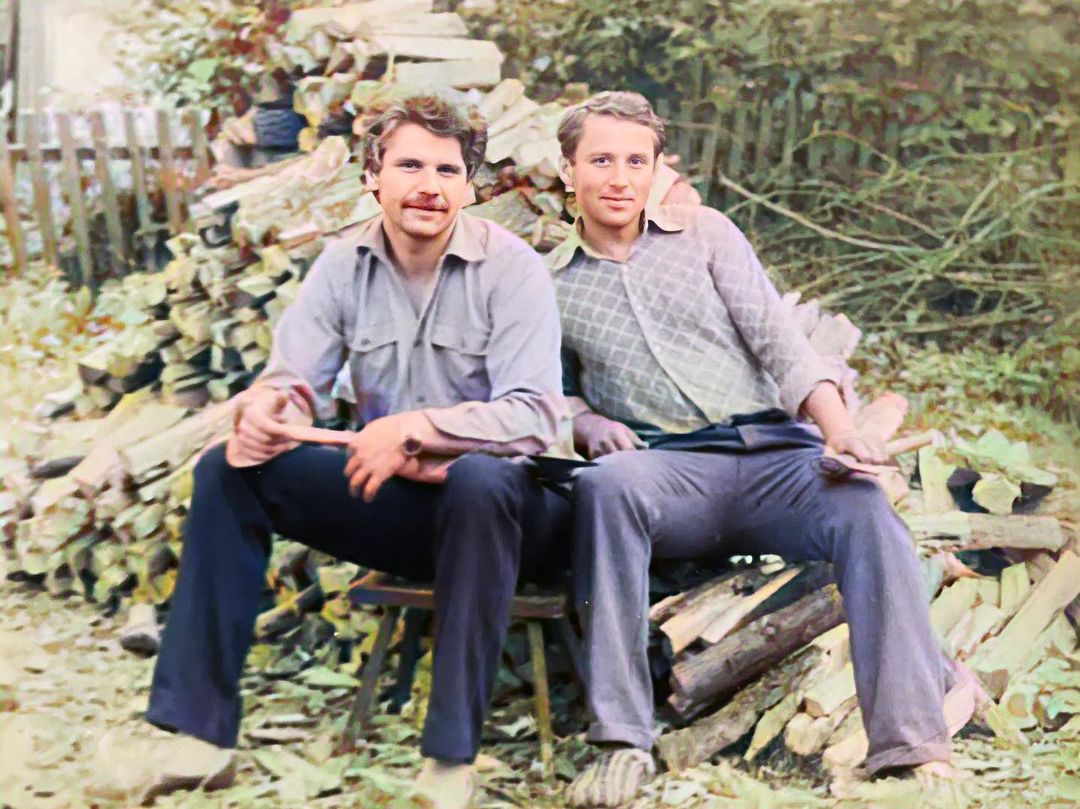 Без вусів не впізнати: Павло Зібров здивував шанувальників своїми фото