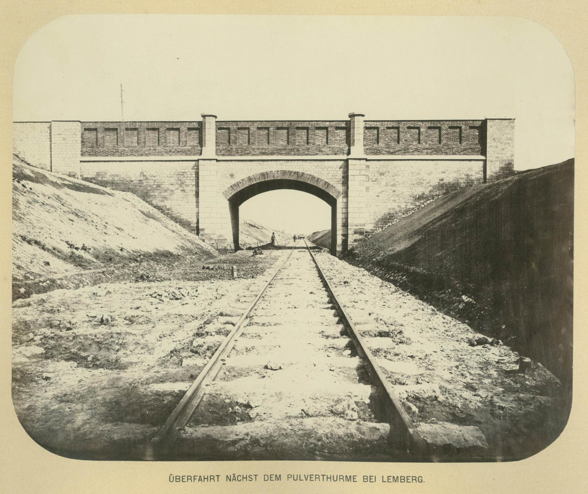 Как выглядела украинская железная дорога 150 лет назад: уникальные фото