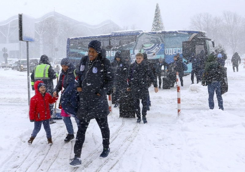 Снігопад завадив "Чорноморцю" вчасно відправитися на збір