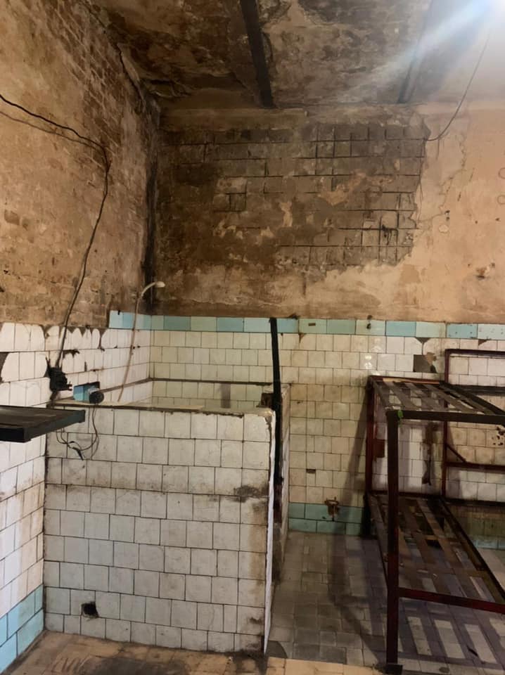 Фото камеры в Лукьяновском СИЗО &quot;до&quot; и &quot;после&quot;: просто 16 век