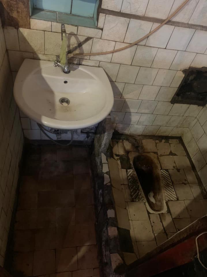 Фото камеры в Лукьяновском СИЗО &quot;до&quot; и &quot;после&quot;: просто 16 век