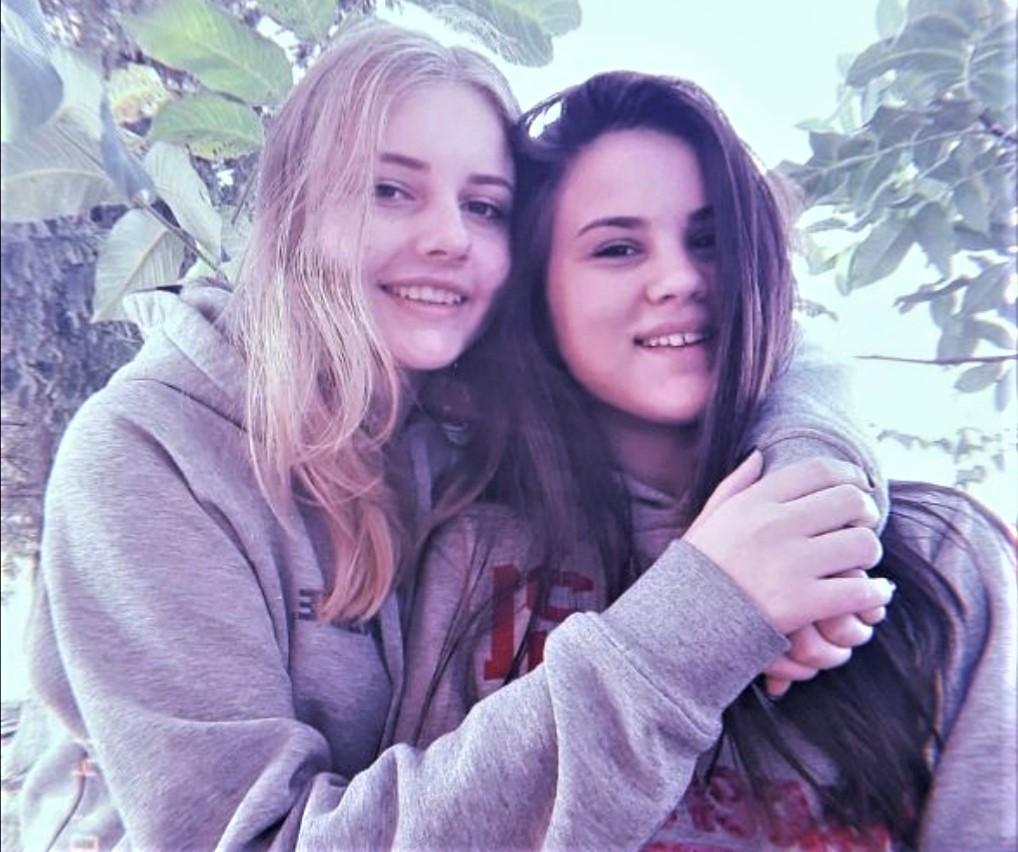 У Сумах дві дівчини кинули в колодязь кошенят: яке покарання загрожує студенткам