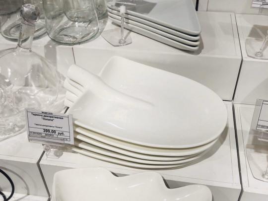 В России продают тарелки в форме лопат: во всех магазинах страны