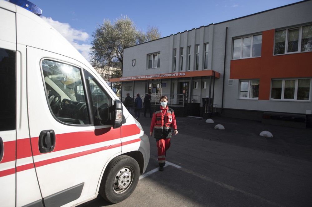 Кличко: Київ додатково виділив 1 млн грн на антисептики та маски для &quot;швидкої&quot; на Святошині