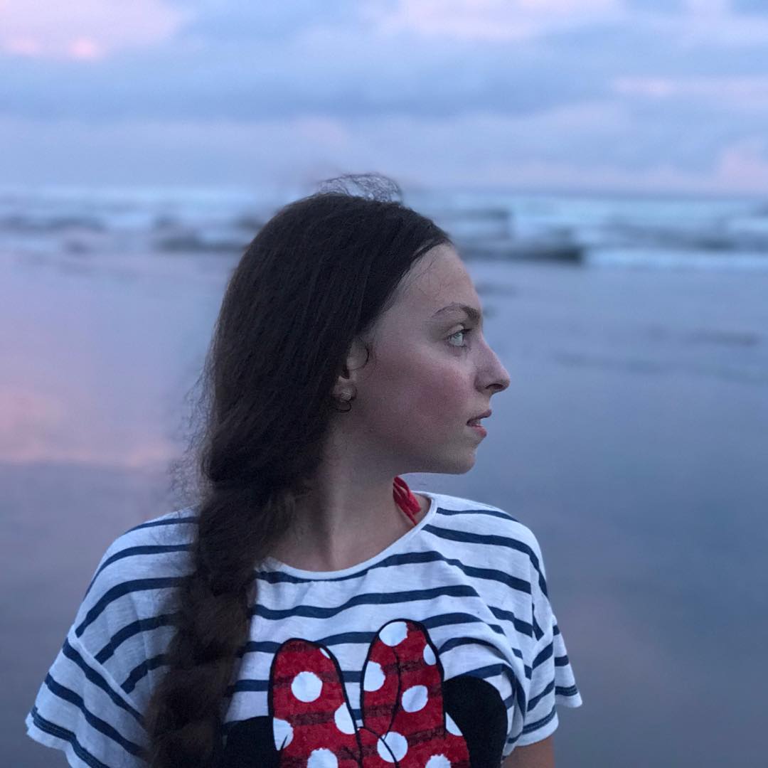 Дочка Олі Полякової - Маша