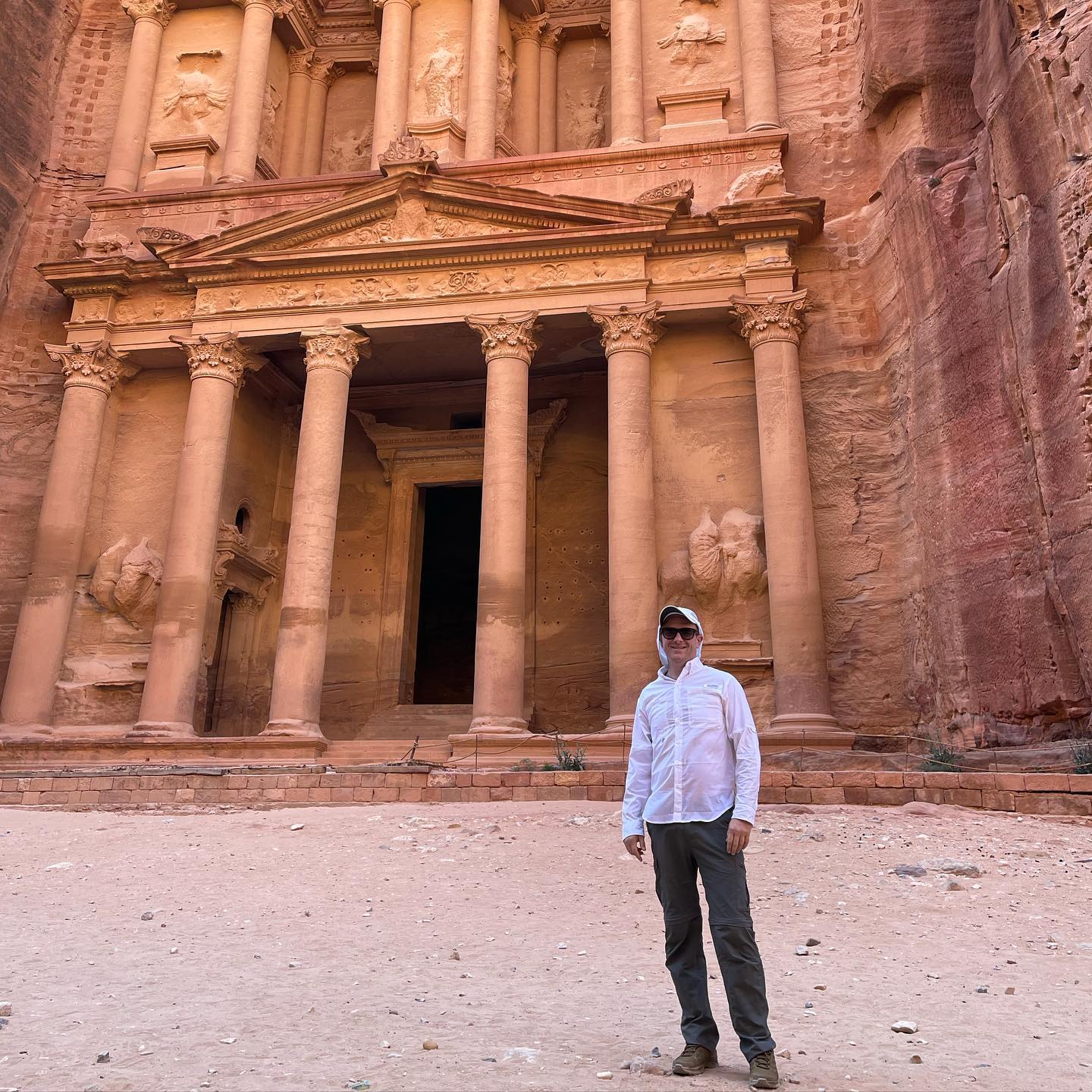 Сучасна Йорданія: життя в пустелі, квартири без меблів і дорогі дружини