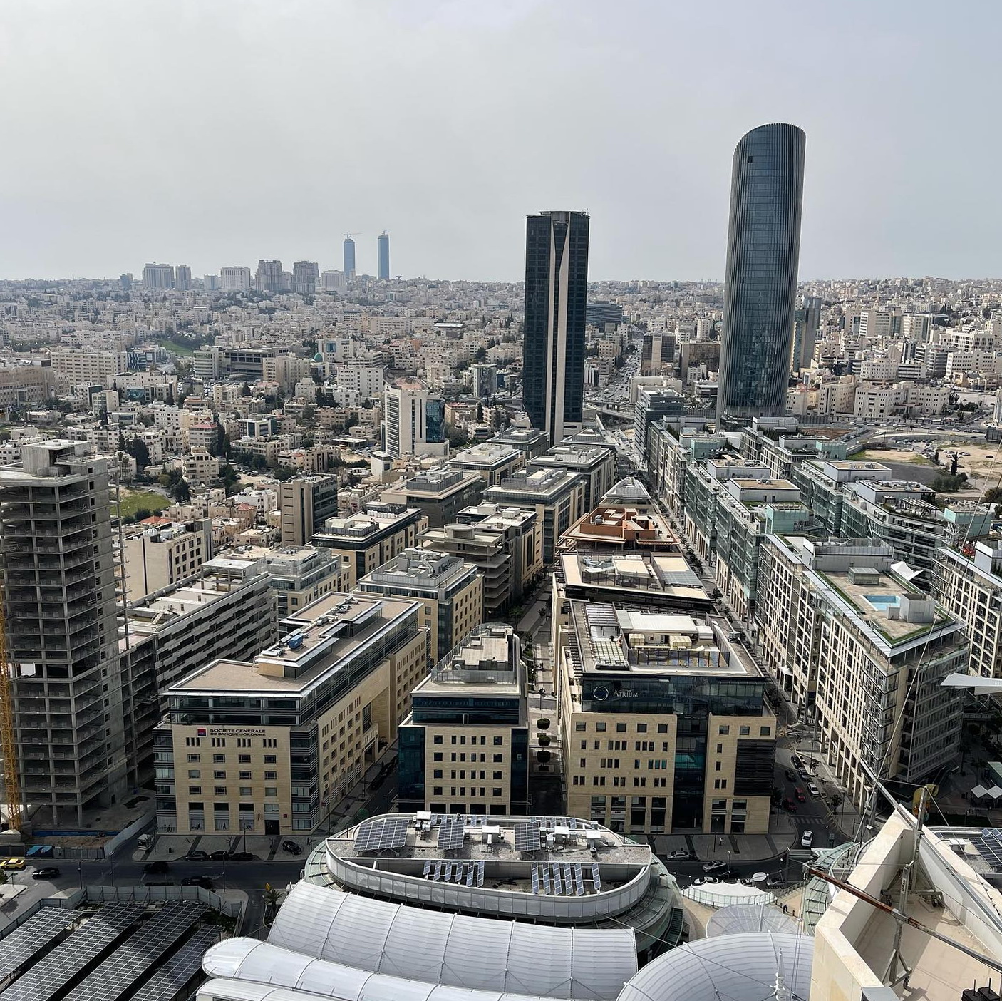 Сучасна Йорданія: життя в пустелі, квартири без меблів і дорогі дружини