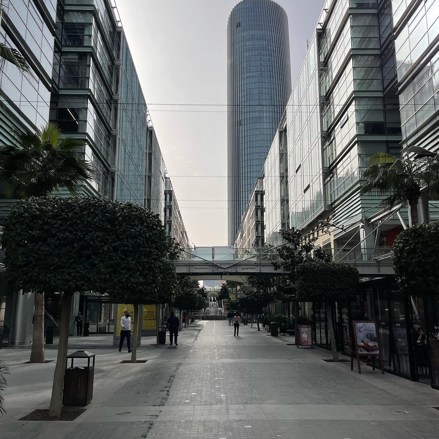 Сучасна Йорданія: життя в пустелі, квартири без меблів і дорогі дружини