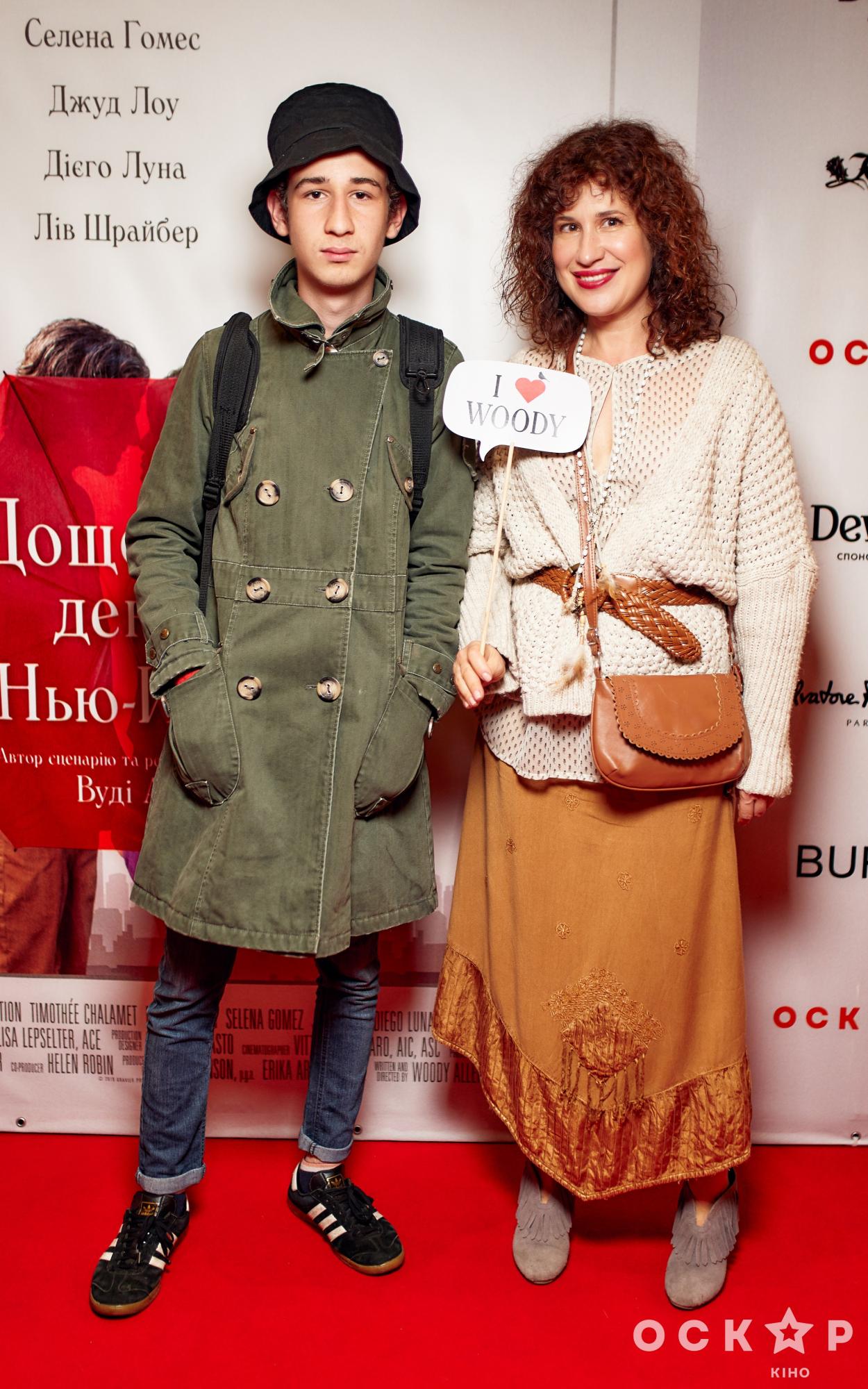 Дощовий день в Нью-Йорку: зіркові гості довгоочікуваної прем'єри в Києві (фото)