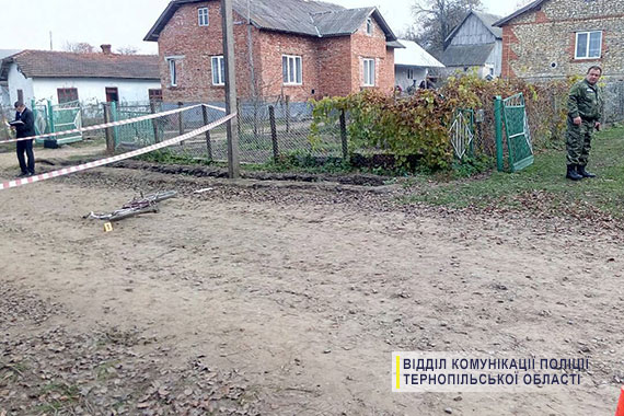 У Тернопільській області під колесами молоковоза загинула 10-річна дитина