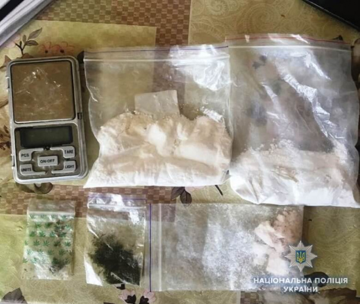 У Києві викрили нарколабораторію з виготовлення амфетаміну