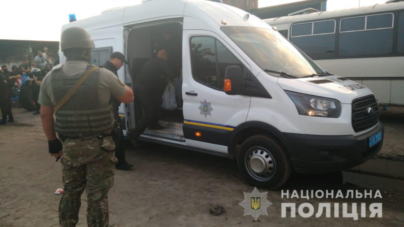 Поліція затримала 22 учасника конфлікту на елеваторі у Харківській області