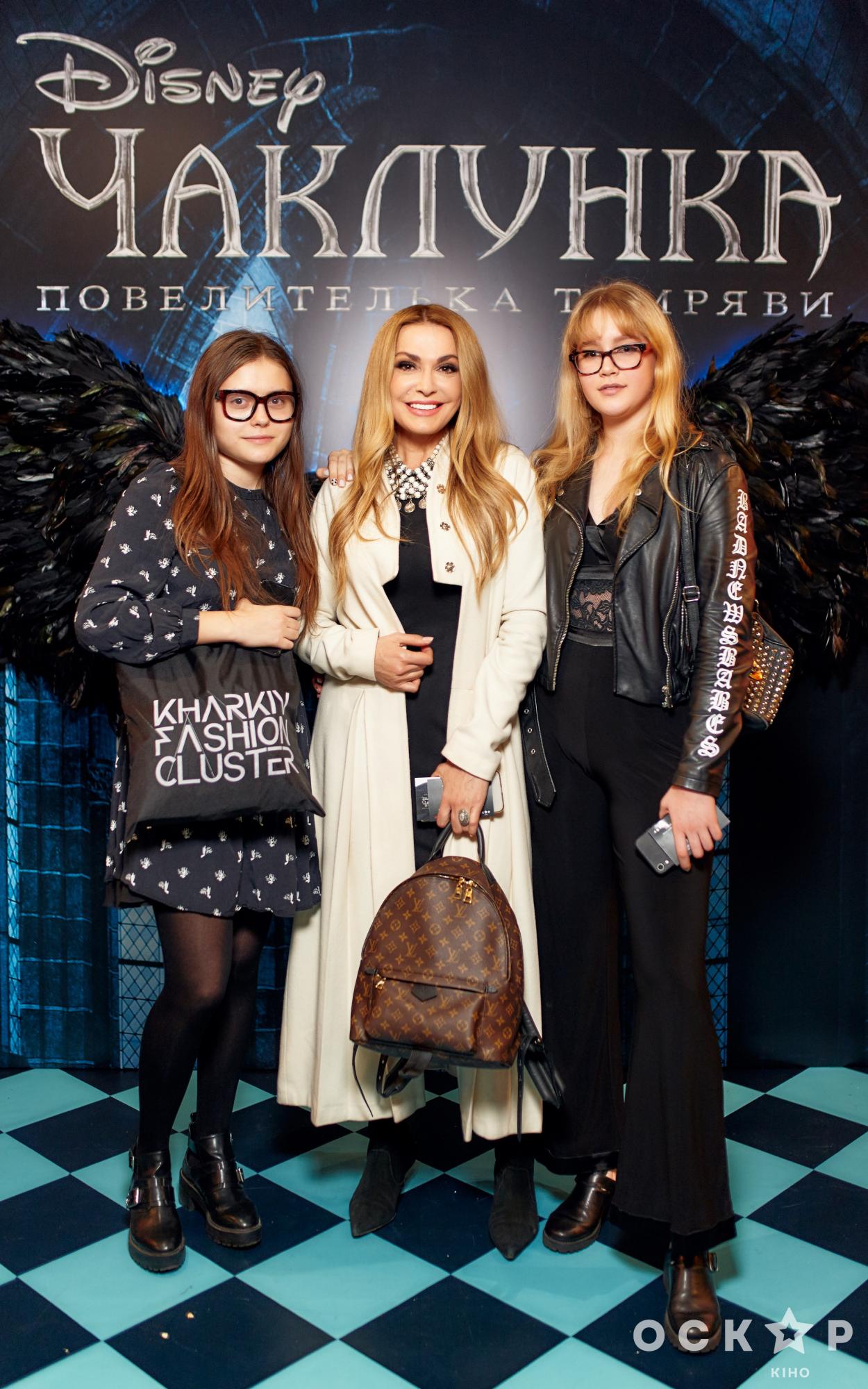 Сумская, Логунова, Завальская и другие звездные гости на премьере фильма "Малефисента 2" в Киеве