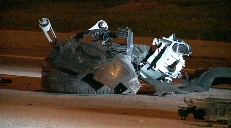 В США в результате взрыва автомобиля Tesla погибли два человека