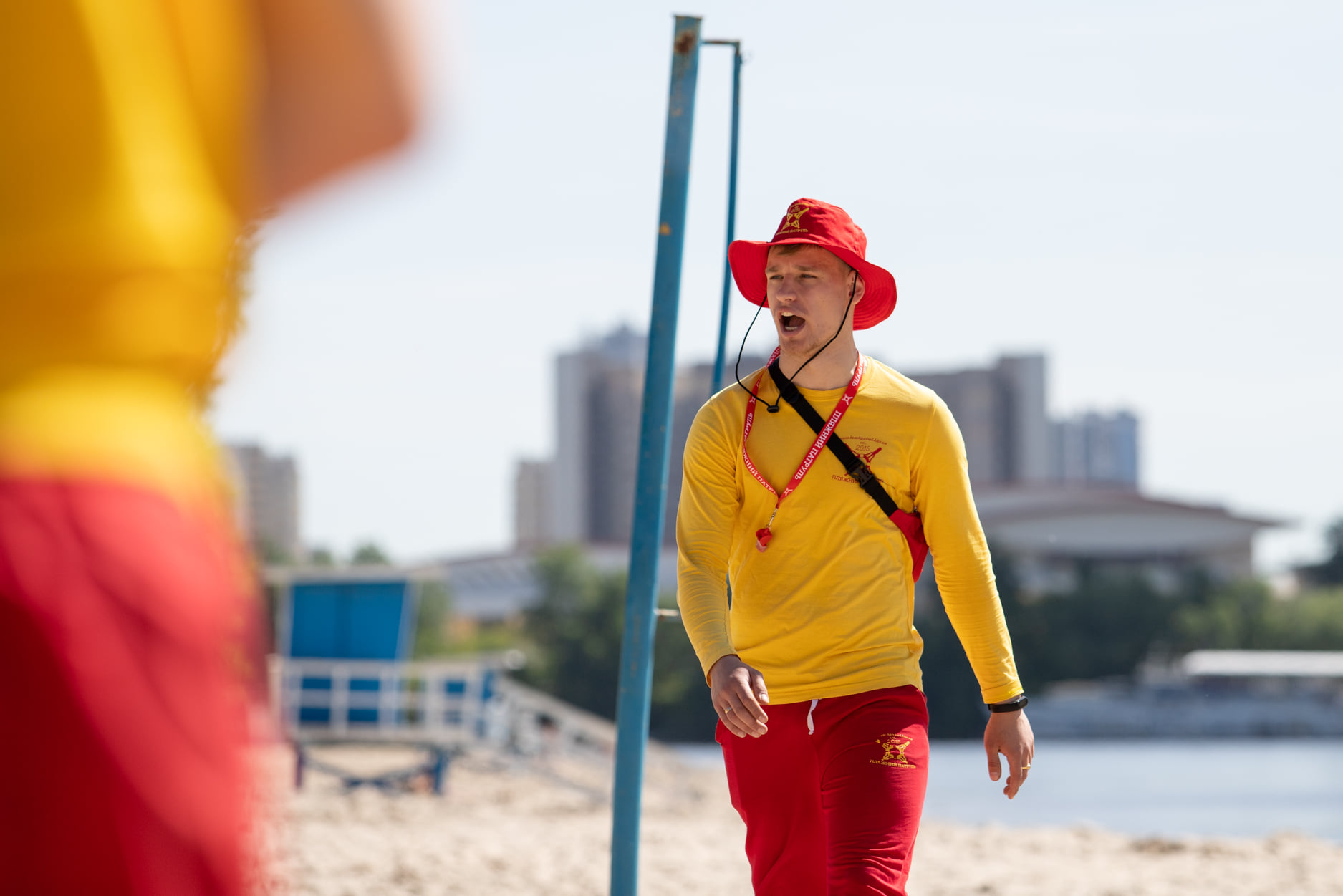 Ось так виглядають лайфгарди в Києві: крутіші, ніж рятувальники Малібу!