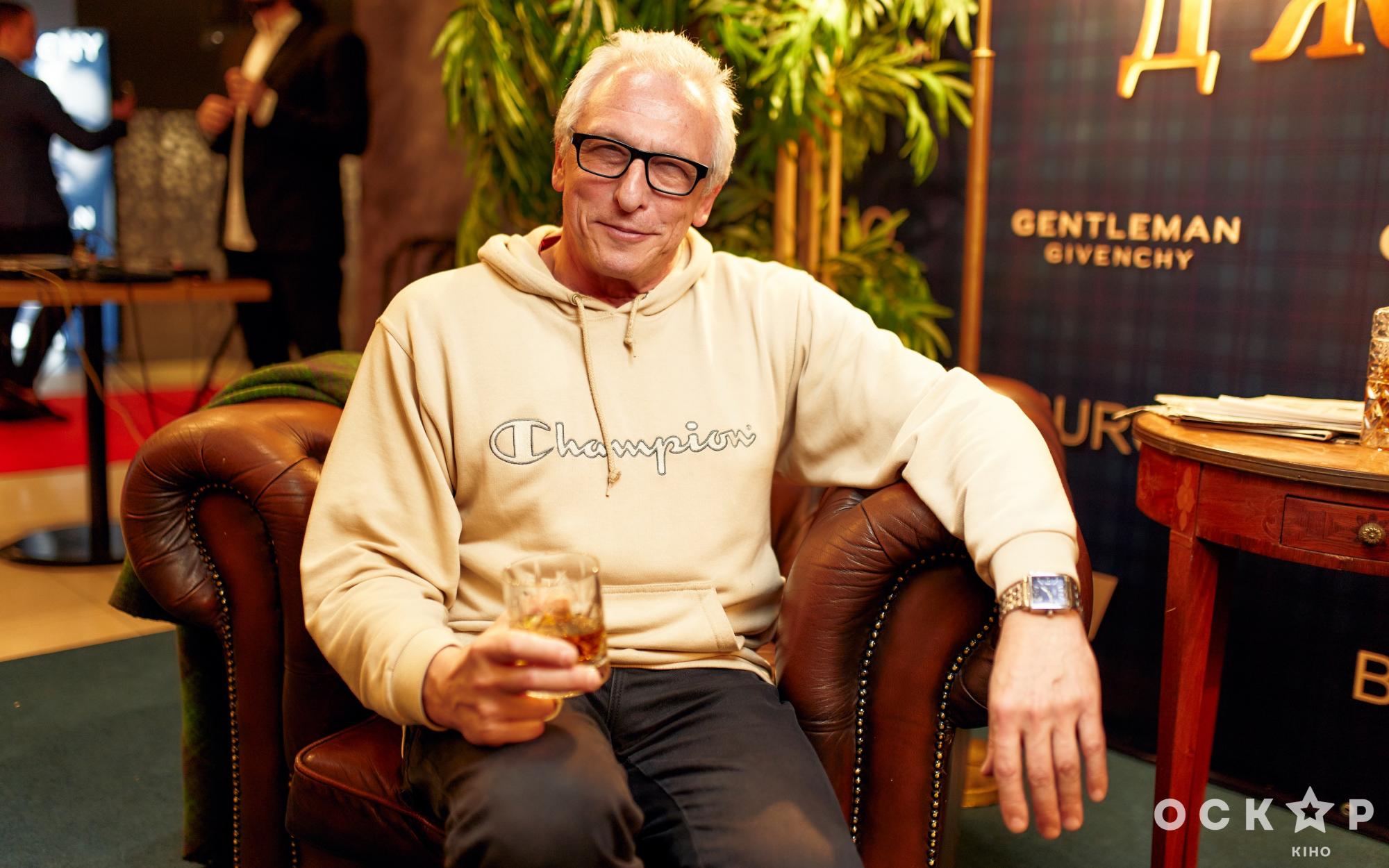 Санта Дімопулос, Лілія Пустовіт, Ілля Чичкан та інші зіркові гості на прем'єрі "Джентльмени" Гая Річі