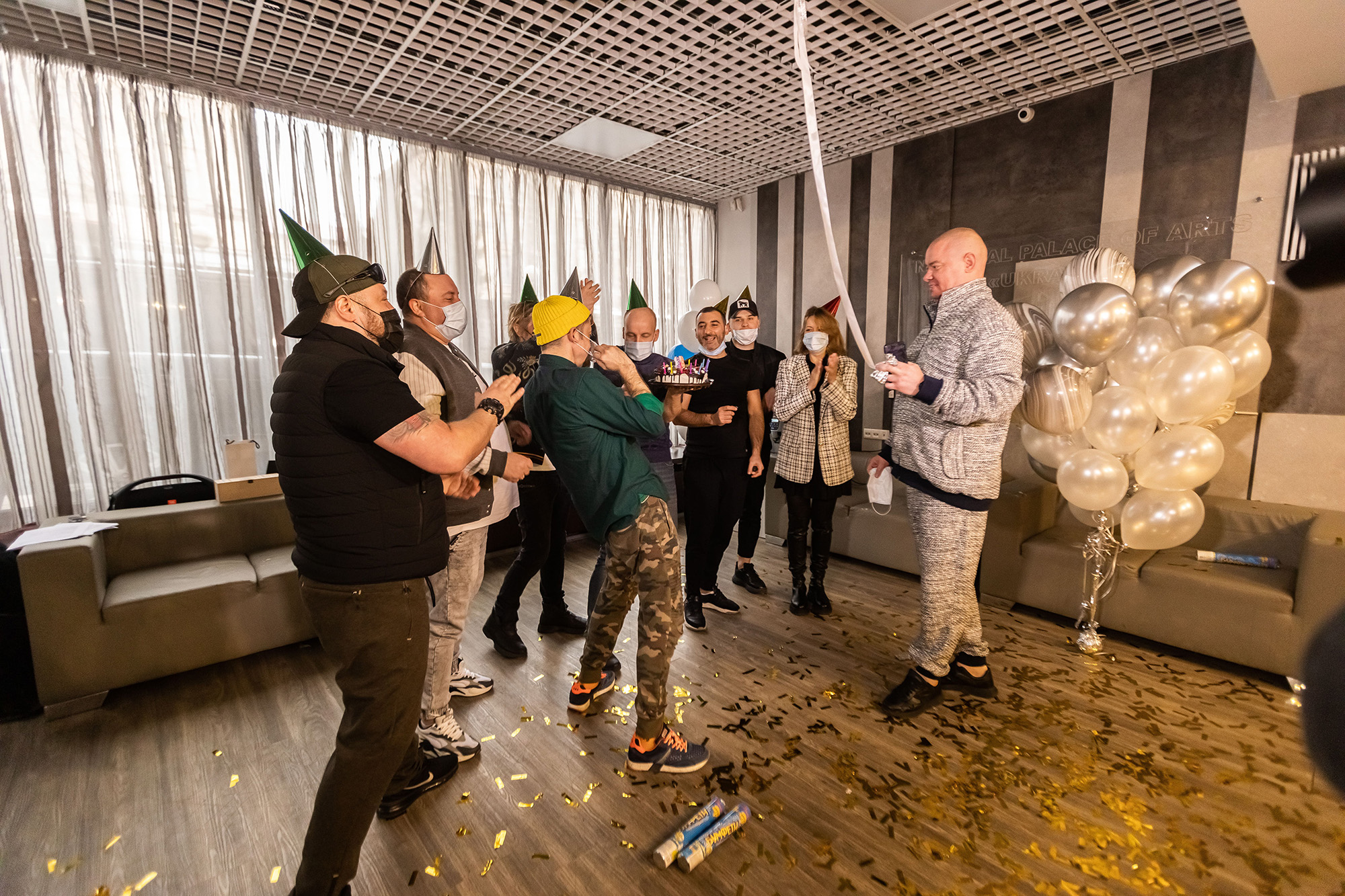 "Квартал 95" показал "неожиданные" фото Кошевого с шарами