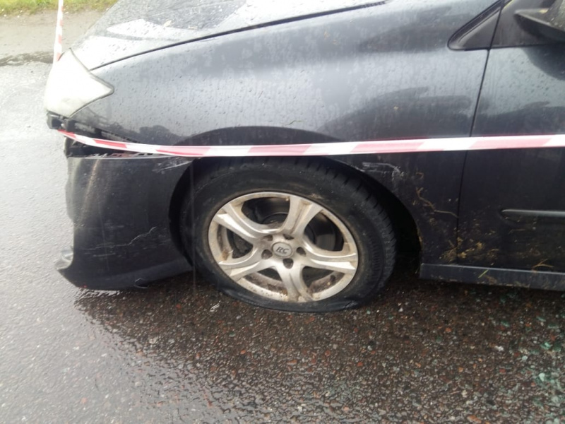 В Украину из Польши пытался прорваться автомобиль, сбив шлагбаумы