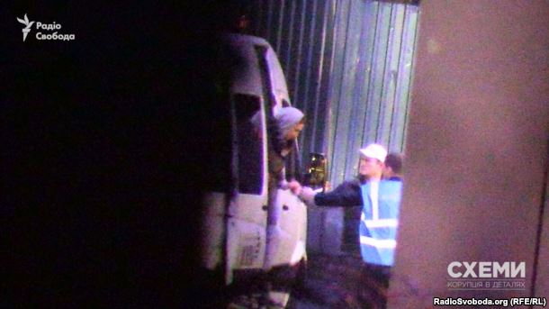 Медведчук, незважаючи на заборону, літає з України в Росію, - &quot;Схеми&quot;