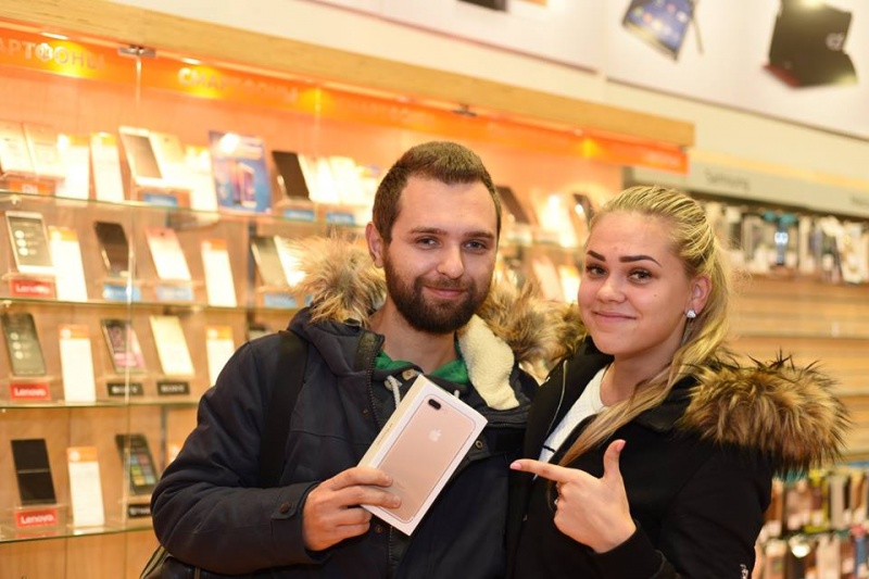 Продажі iPhone 7 офіційно стартували в Україні