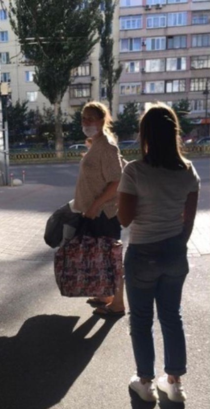 В центре Киева задержали женщину с трехмесячным ребенком в сумке (фото)
