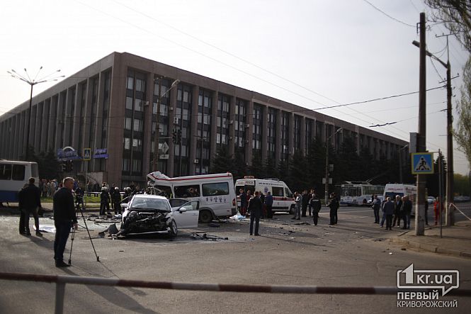 ДТП у Кривому Розі: на місці аварії проводять слідчий експеримент