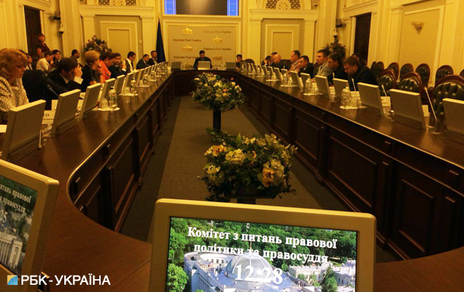 Правовий комітет почав засідання щодо збільшення кількості членів ЦВК
