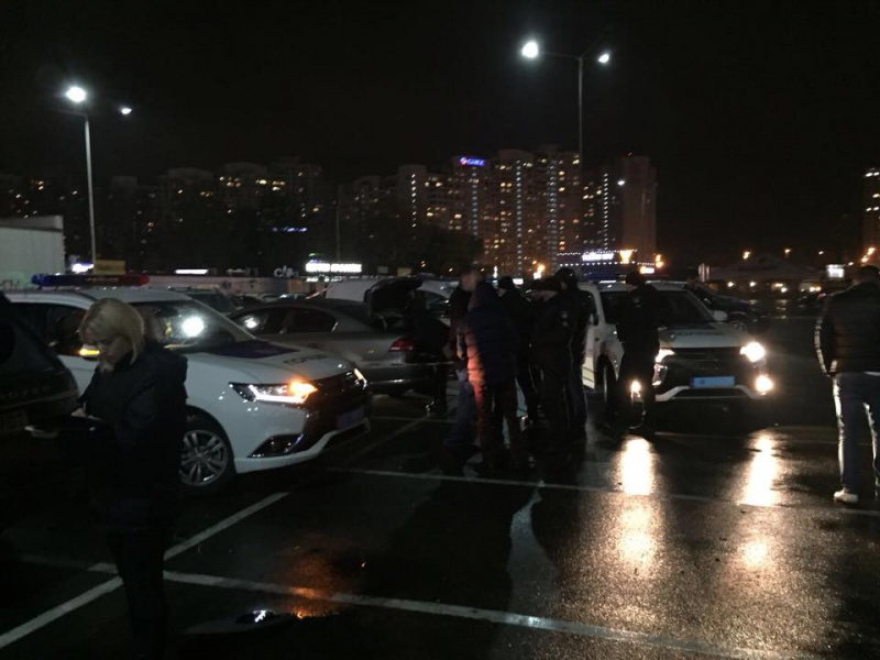 В Киеве полиция задержала автомобиль со взрывчаткой