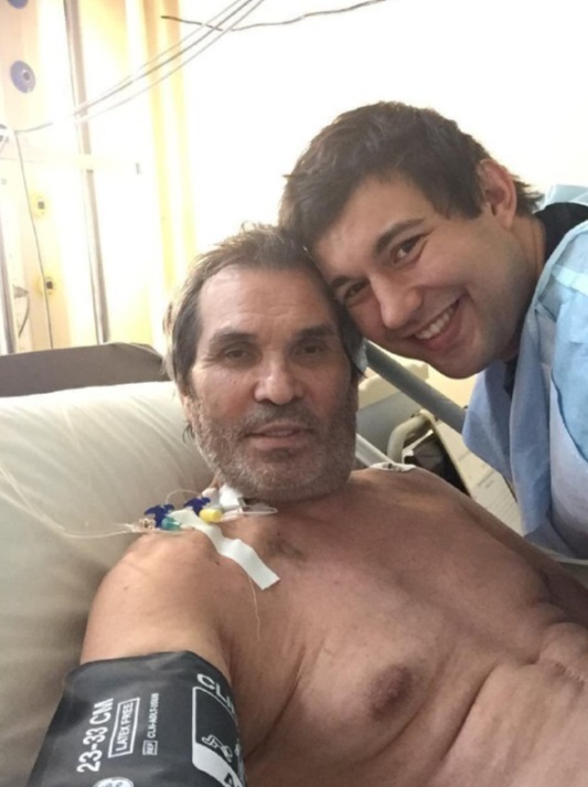 Бари Алибасов пришел в себя: опубликованы первые фото