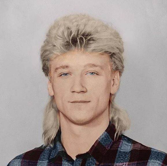 Винник ошелешив шанувальників ексклюзивним ретро-фото: таким ще не бачили