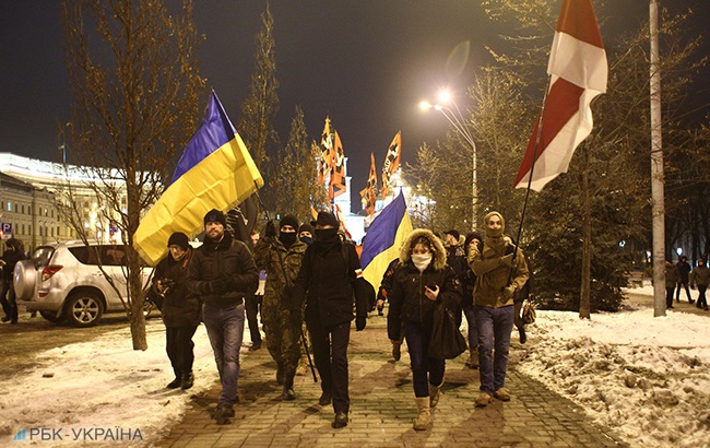У Києві пройшов марш на честь загиблого на Майдані Жизневського (фоторепортаж)