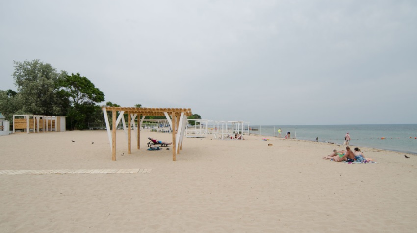 Скоро відмучимся вже: у мережі з'явилися фото з Криму в розпал сезону