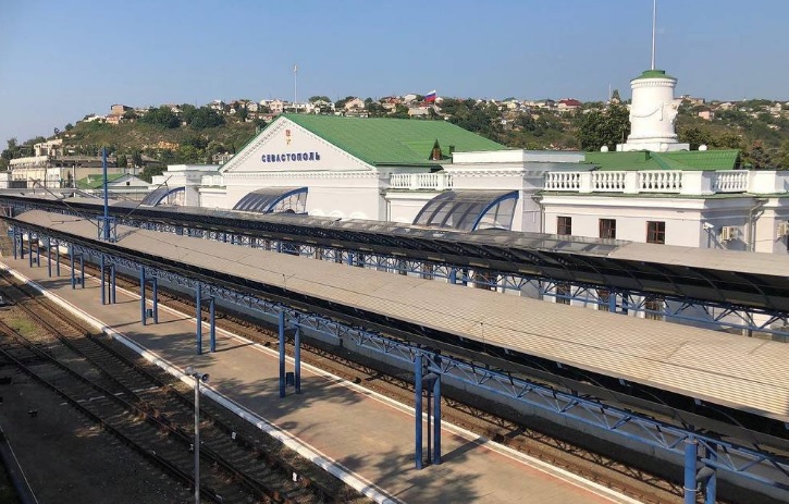 Напередодні оксамитового сезону: мережу вразили свіжі фото з Криму